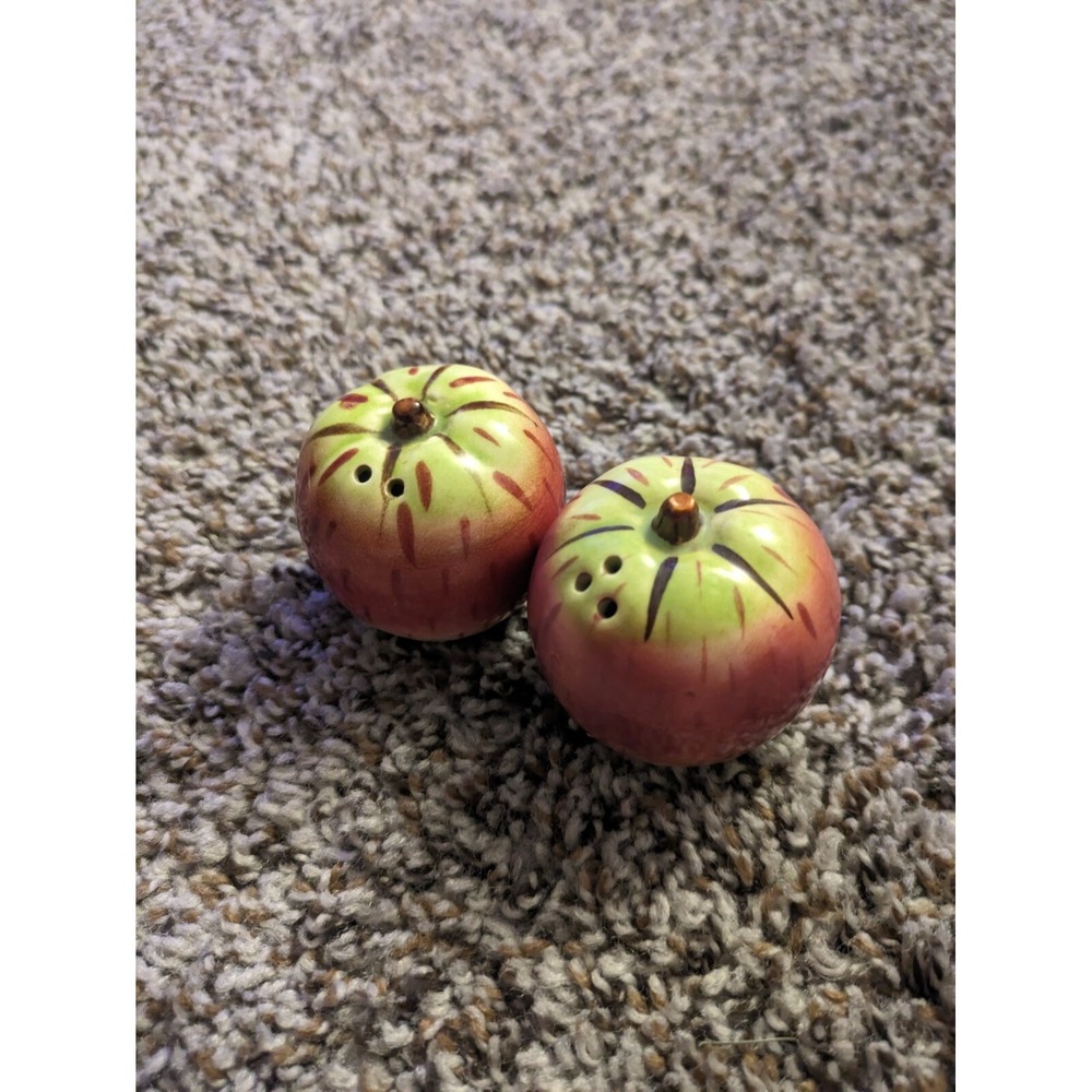 Apple Salt and Pepper Shakers Vintage Ceramic Made in Japan 1.5"